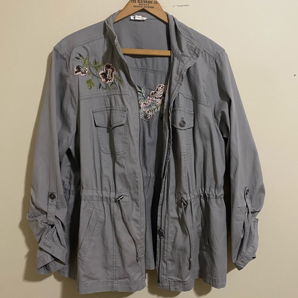 Gray jean flower embroidered jacket